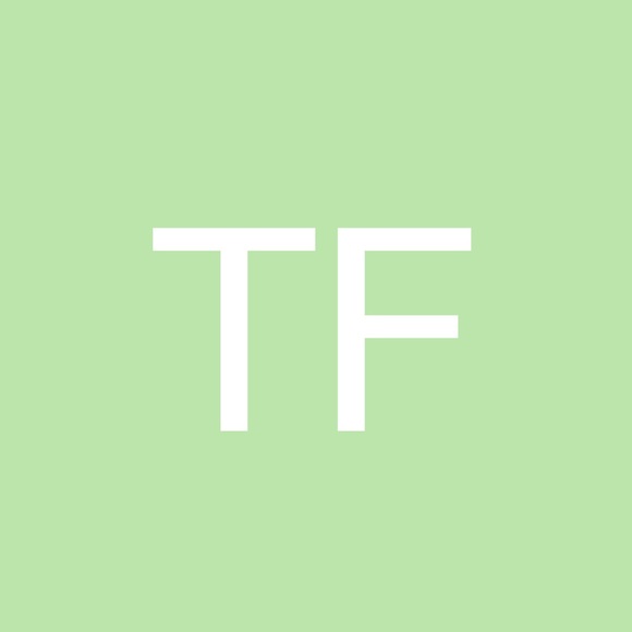 Profile Picture of Thomas Fuchs (@motshcuf) on Poshmark