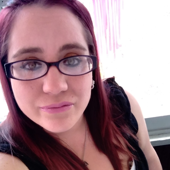 Marianna Dimarco - Poshmark Profile Picture of Marianna Dimarco (@xomissmariox) on Poshmark