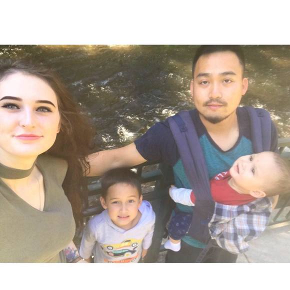 Profile Picture of Michael Khon (@michaelkhon) on Poshmark