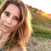 Profile Picture of Erin Hacker (@erinb143) on Youtube