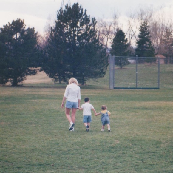 Profile Picture of Justine Marsac (@jemarsac) on Poshmark