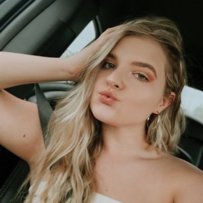 Profile Picture of Allison (@alli_sheppard) on Twitter
