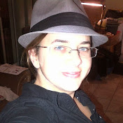 Profile Picture of Sarah Weaver (@MyTMouse) on Youtube