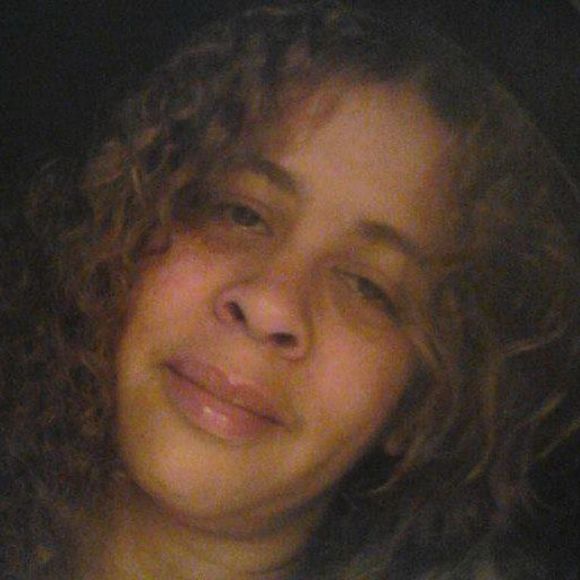 Profile Picture of Bobbi Perry (@bobbiperry152) on Poshmark