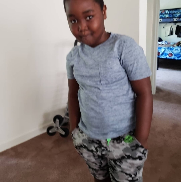 Profile Picture of Mesioye Ololade (@browneyez_1122) on Poshmark