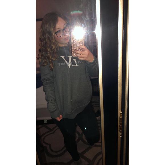 Profile Picture of Haley Irons (@haleyirons3) on Poshmark
