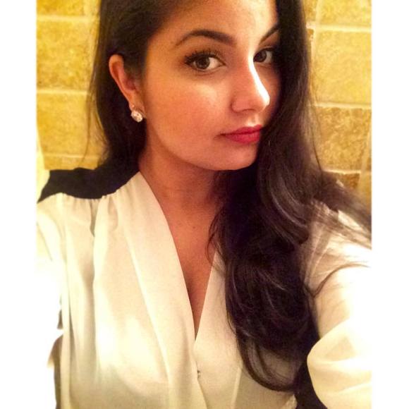 Profile Picture of Laneisa Ramtahal (@laneisa) on Poshmark