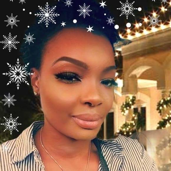 Profile Picture of Paulica Rolle (@pollyro) on Poshmark