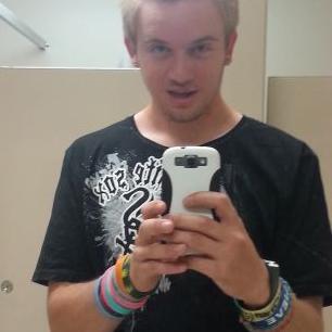 Profile Picture of Jake Whitlock (@YeBudLikeaBoss) on Twitter