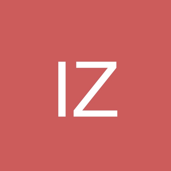 Profile Picture of Iris Zhang (@qyiris77) on Poshmark