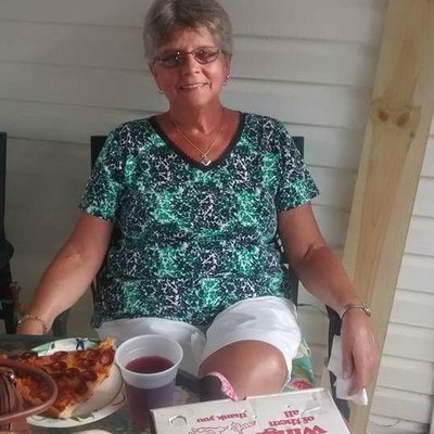 Profile Picture of Sherry LeRoy (@SherryLeRoy2) on Twitter