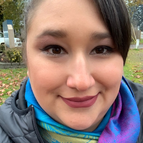 Profile Picture of Megan Ghormley (@mghormley) on Poshmark