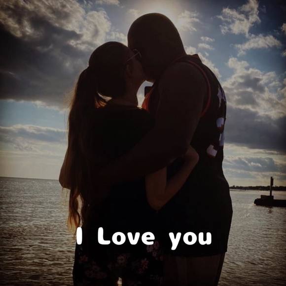 Sandra Tabor - Poshmark Profile Picture of Sandra Tabor (@queensandra83) on Poshmark