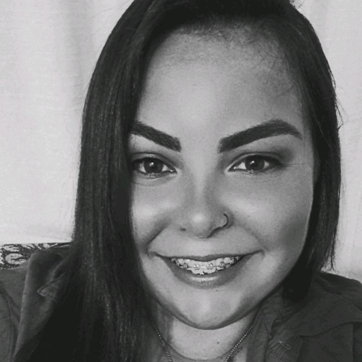 Profile Picture of Aline Schwartz (@alineschwartz1) on Tiktok