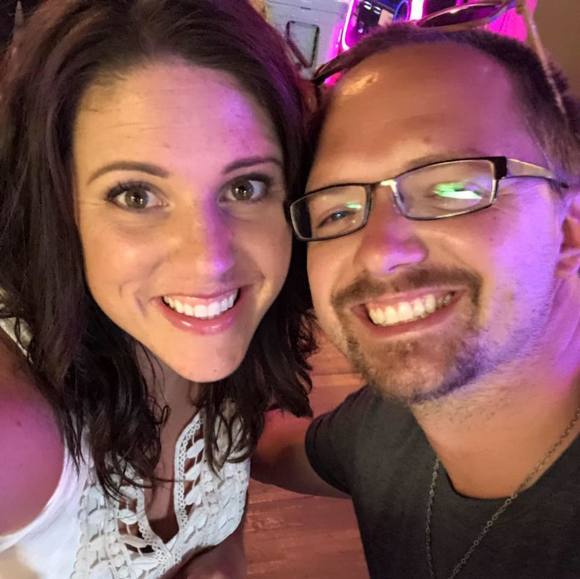 Profile Picture of Amanda Hirdler (@amandahirdler) on Poshmark