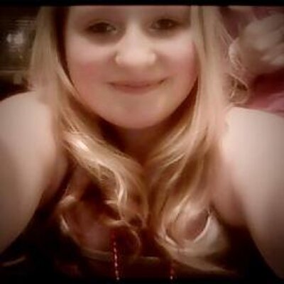 Profile Picture of Isabelle Hamilton (@SMILESvsHUGIES) on Twitter