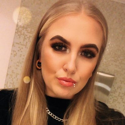 Profile Picture of Abs (@abbeyfarmer) on Twitter