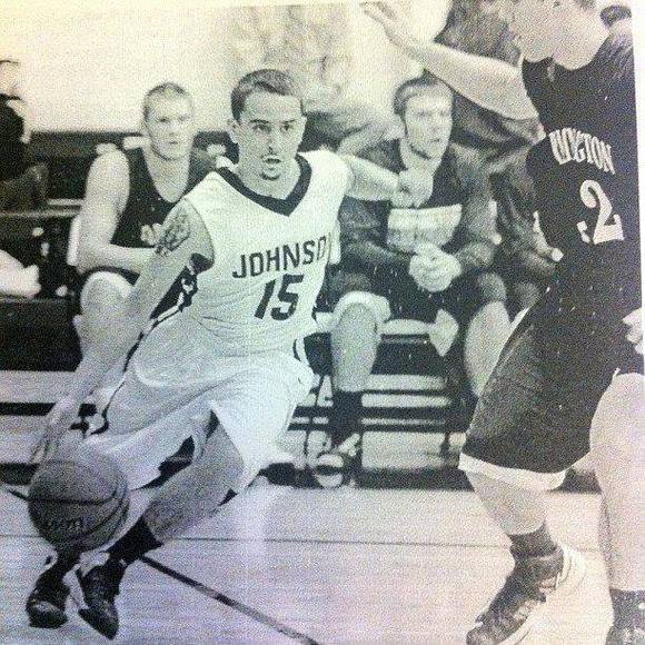 Profile Picture of Andy Bousono (@allpubandy) on Poshmark