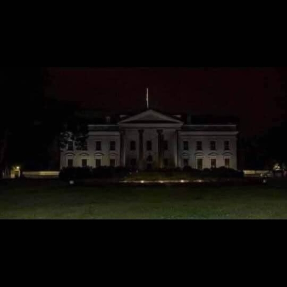 Profile Picture of Justin Hornsby (@justinhornsby) on Poshmark