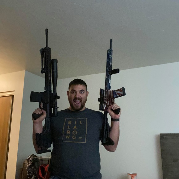 Profile Picture of Jonathan Welsh (@midwestfilmcrew) on Poshmark