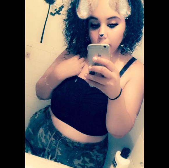 Profile Picture of Jasmine Amenda (@jasmine72184) on Poshmark