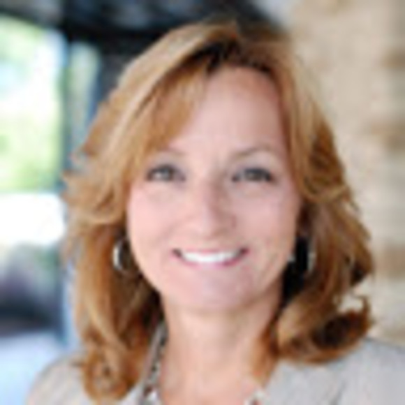 Profile Picture of Kimberly Cerasoli (@kcerasoli) on Poshmark