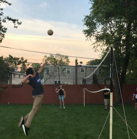 Profile Picture of Daniel Santellano (@dan4jam) on Poshmark