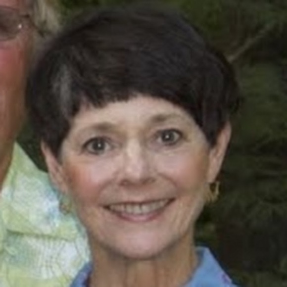 Profile Picture of Louise Larason (@weezie51) on Poshmark