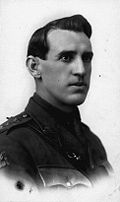 Profile Picture of Hugo Throssellon Wikipedia