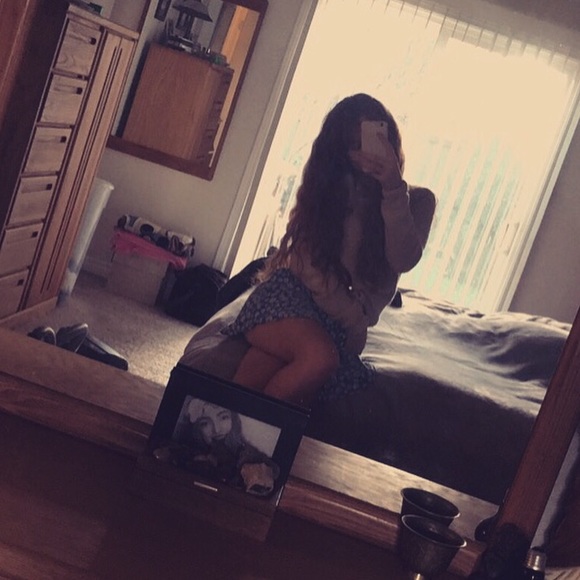 Profile Picture of Savannah Cain (@cainsavannah) on Poshmark