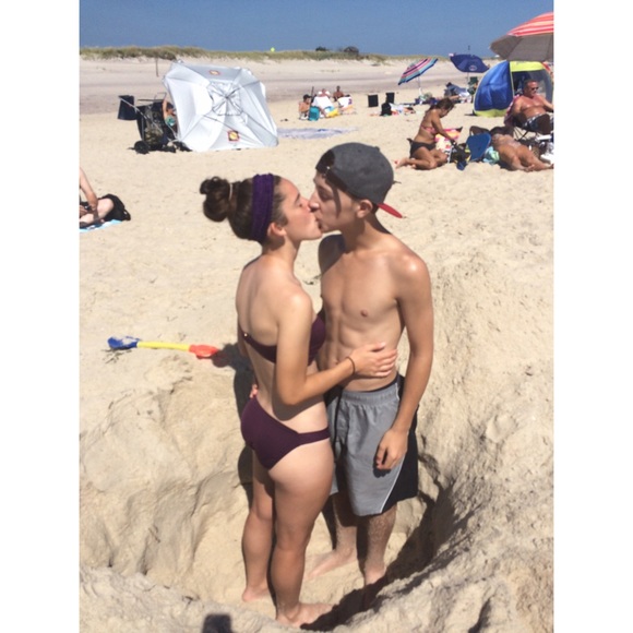 Profile Picture of Kiara Brucato (@kiarabrucato) on Poshmark