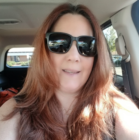 Profile Picture of Kim Brusoe (@mudlover67) on Poshmark