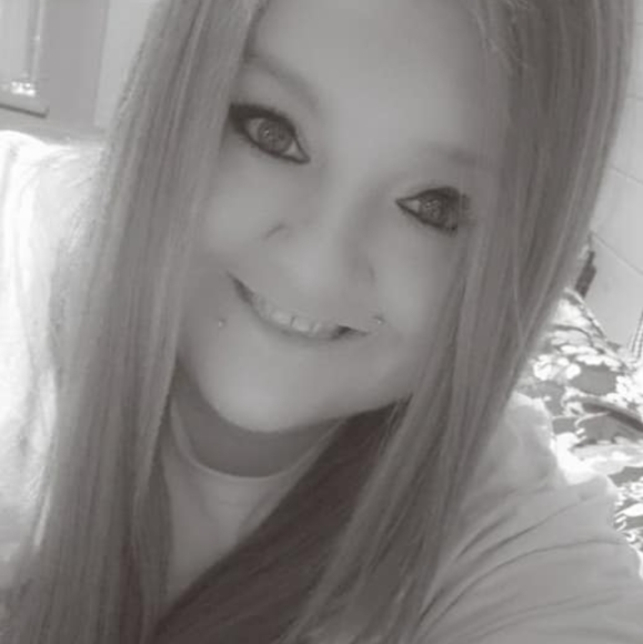 Profile Picture of Whitney Gullett (@whitneyko2010) on Poshmark