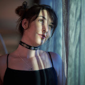 Profile Picture of Sarah Button (@sarahbutton) on Youtube