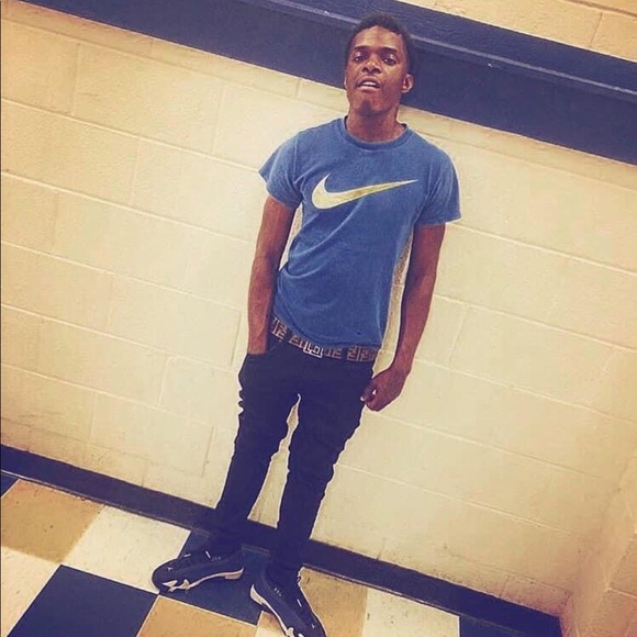 Profile Picture of Jamontae Johnson (@jamontaejohnson) on Poshmark