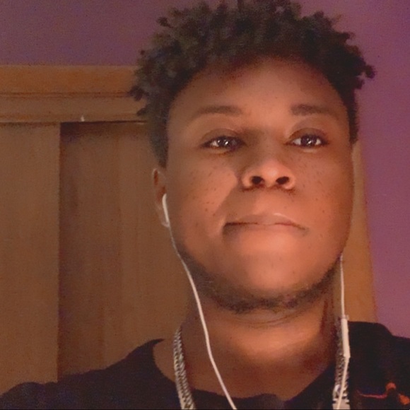 Profile Picture of Cody Claiborne (@takirolotus) on Poshmark