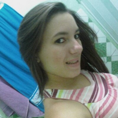 Profile Picture of Danielle Vieira (@maria14daniele) on Twitter