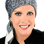 Profile Picture of Amy (@weddingcaketoppers4u) on Instagram