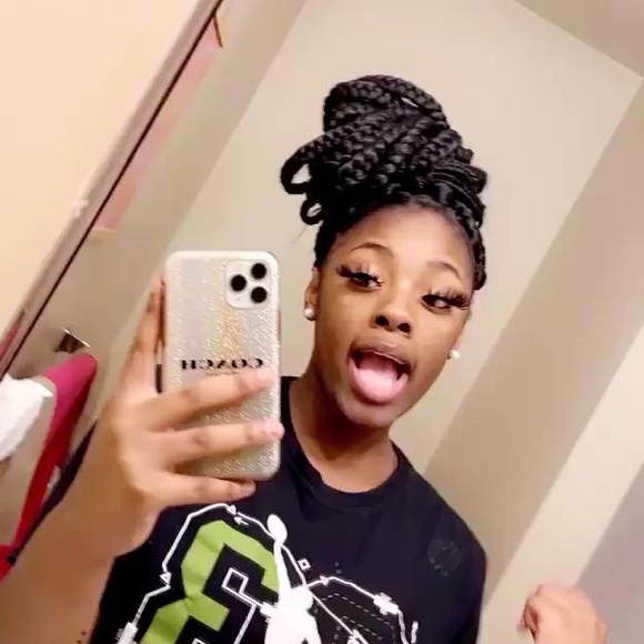 Profile Picture of Kourt Kourt (@kourt_k) on Poshmark