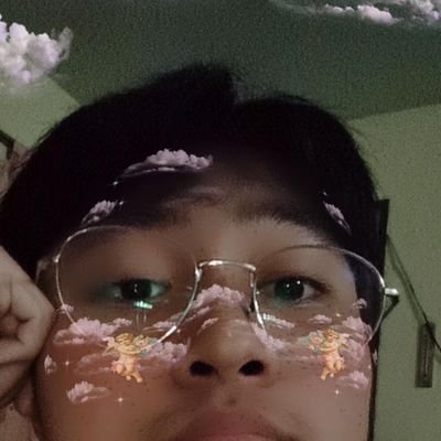 Profile Picture of Q (@glennellis) on Twitter