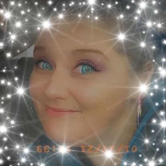 Profile Picture of Stefanie Bamrick (@sbamrick2528) on Poshmark