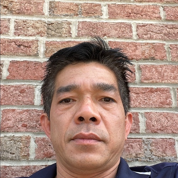 Profile Picture of Phong Nguyen (@phongnguyenusa) on Poshmark