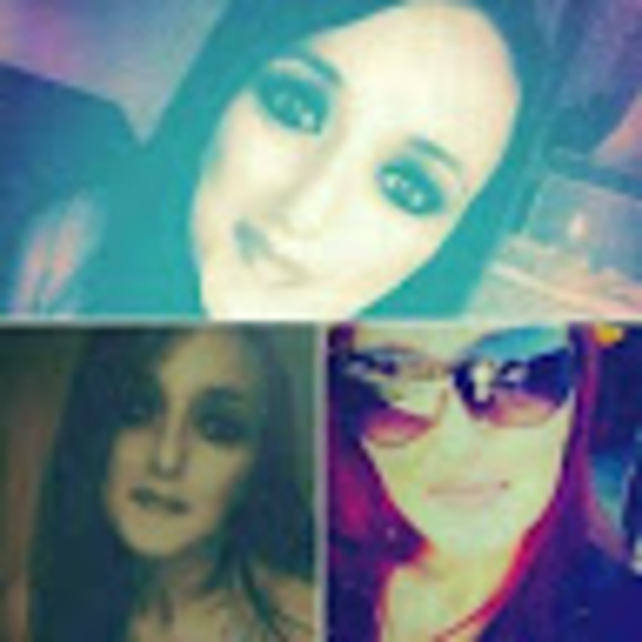 Camille Herley - Poshmark Profile Picture of Camille Herley (@camilleherley) on Poshmark