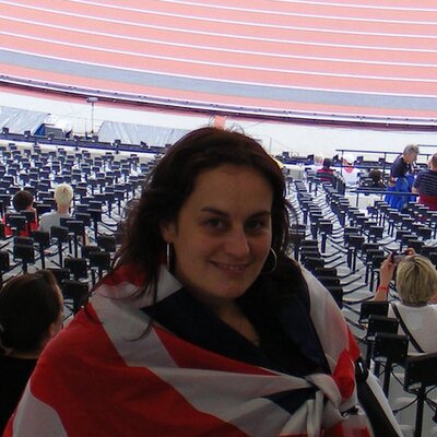 Profile Picture of Ruth Waldron (@RuthieWaldron) on Twitter