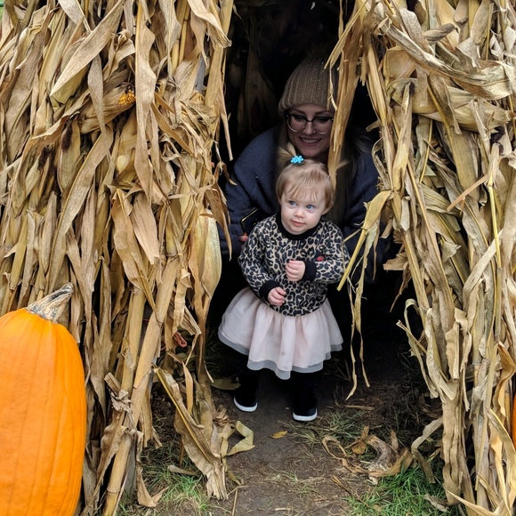 Profile Picture of Kim Dickey (@patkim62098) on Poshmark