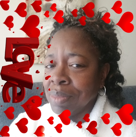 Profile Picture of Clara Billups (@nell53) on Poshmark