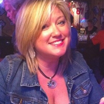 Profile Picture of Lisa Presnell-troutt (@cosmogirl892) on Twitter