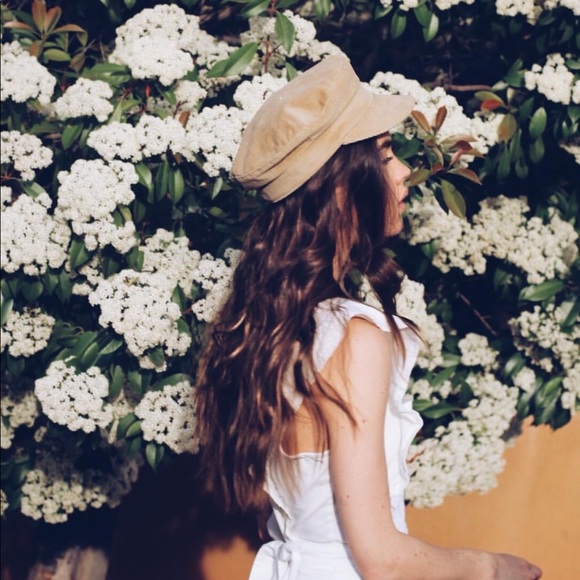 Profile Picture of Terra Grantham (@terragrantham) on Poshmark