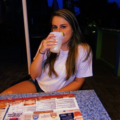 Profile Picture of Abbie Jo (@abbie_gossett) on Twitter