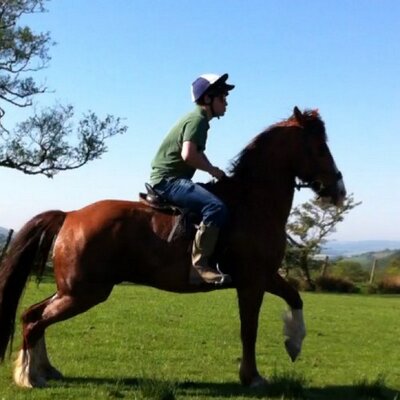 Profile Picture of John Rawdon-Mogg (@j_mogg) on Twitter